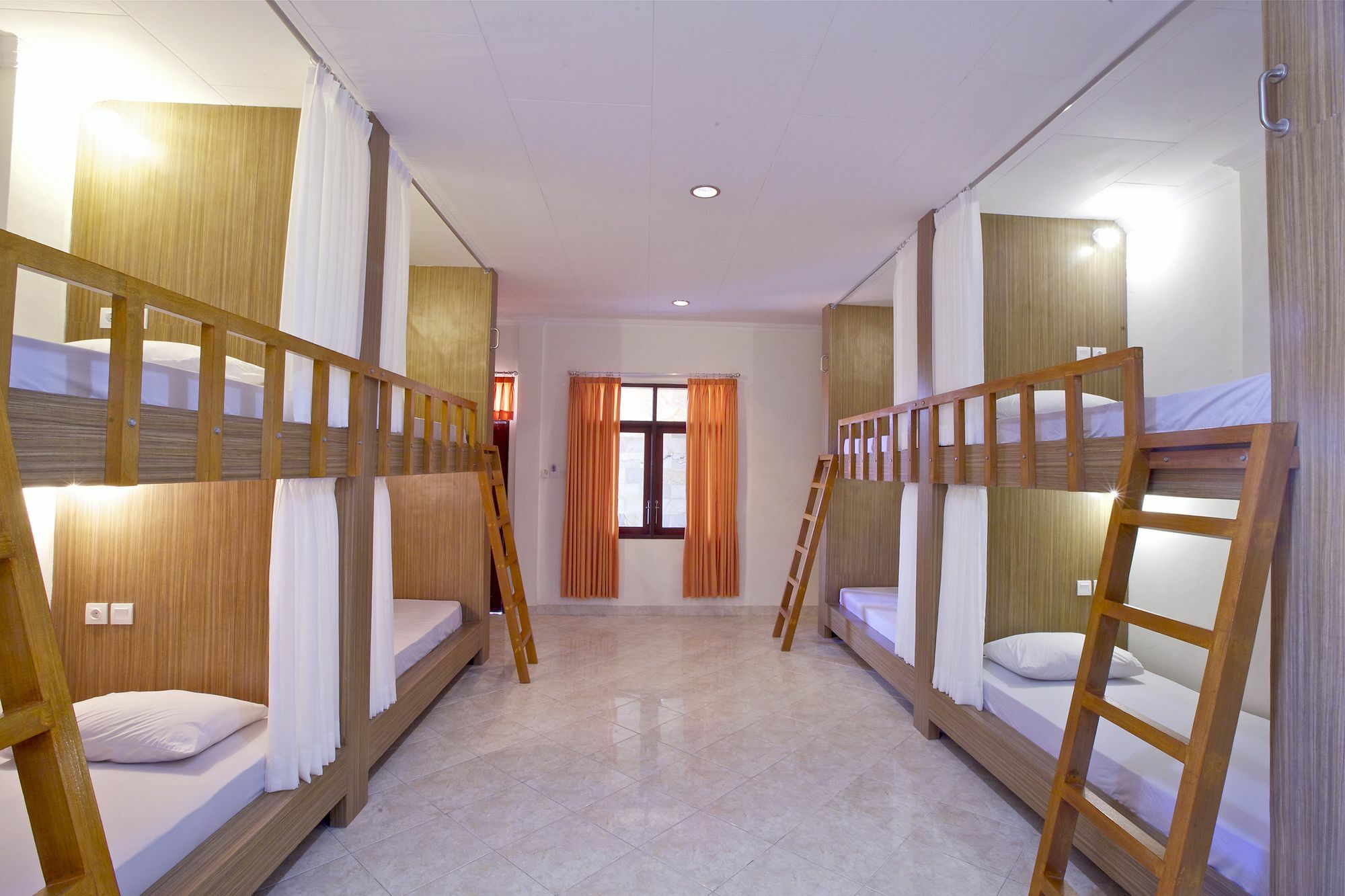 Kuta Dormitory At Simpang Inn Екстериор снимка