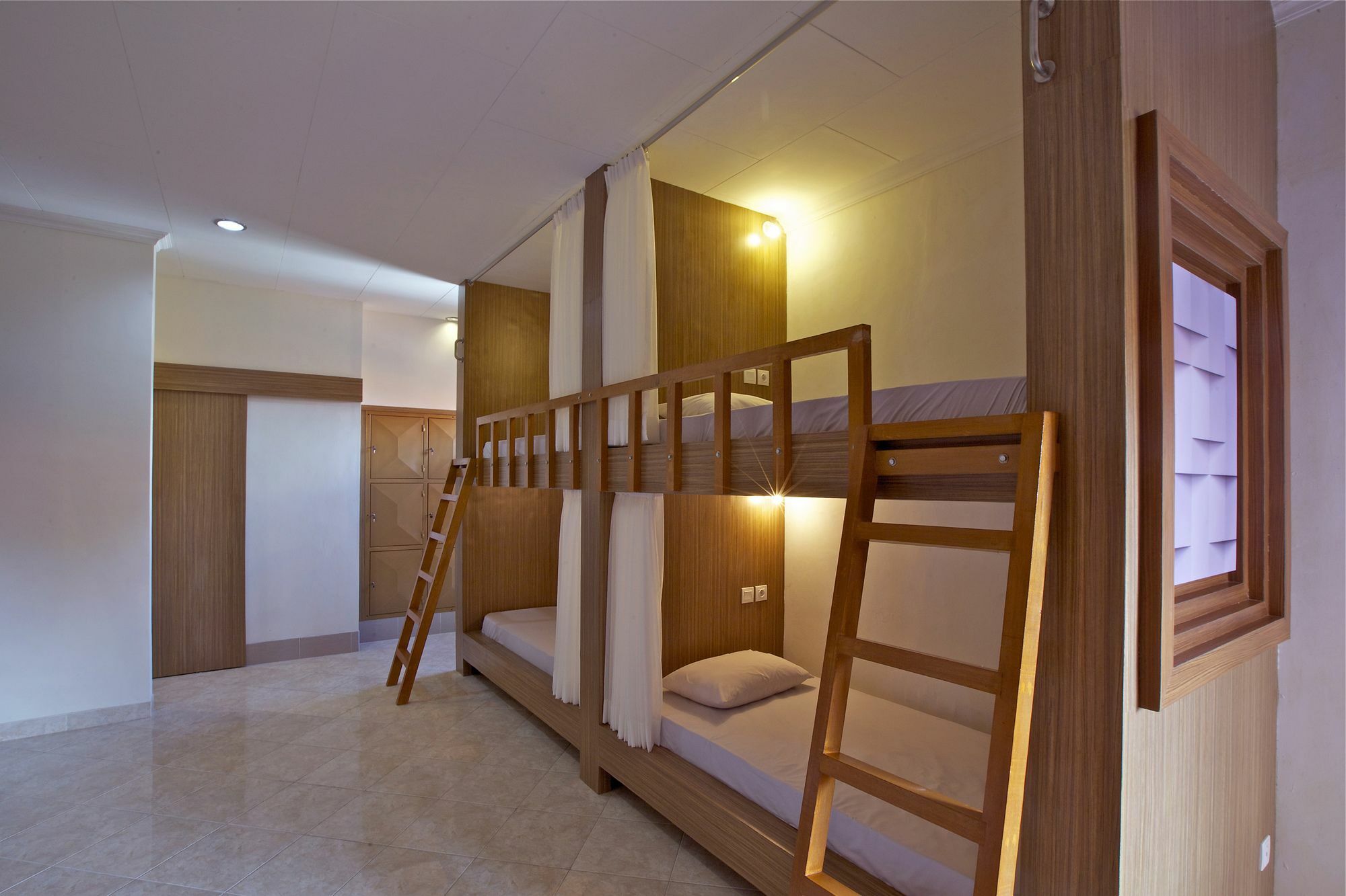 Kuta Dormitory At Simpang Inn Екстериор снимка